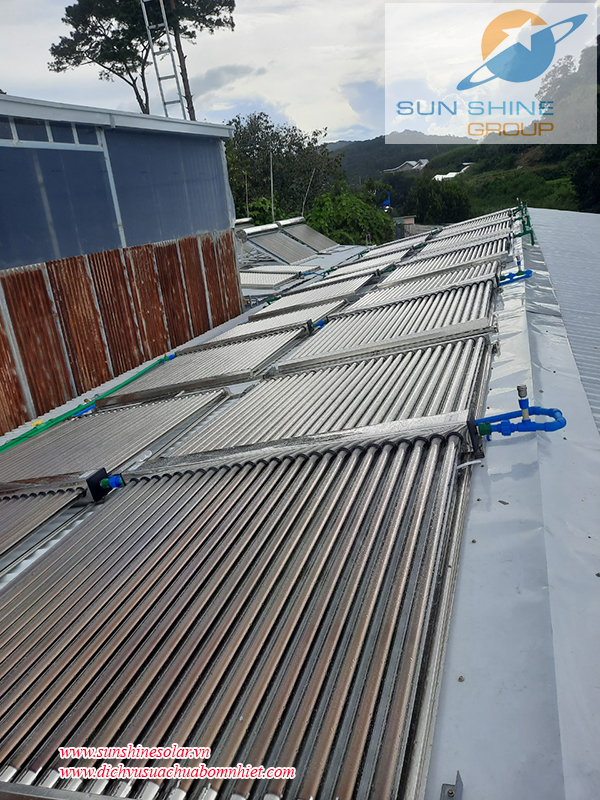 Lắp đặt hệ bơm nhiệt hồ bơi và dàn nước nóng công nghiệp gia nhiệt cho hồ bơi tại Đà Lạt